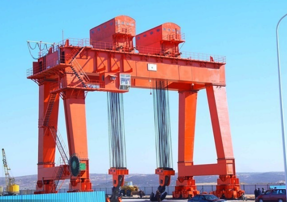 ME雙主梁雙小車門(mén)式起重機(jī)